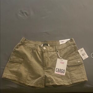 YMI Green Cargo Shorts Casual Style